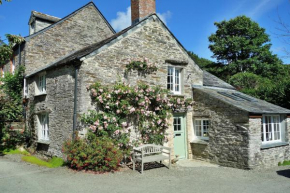Finest Retreats - Porthcothan Mill Cottage